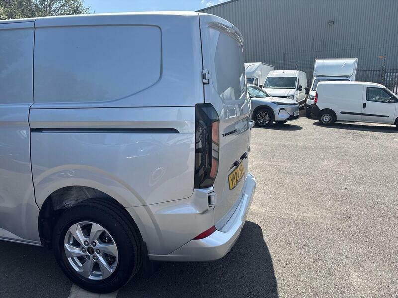 Ford Transit Custom 320 Swb Limited 65Kwh 100Kw 136Ps Silver #56