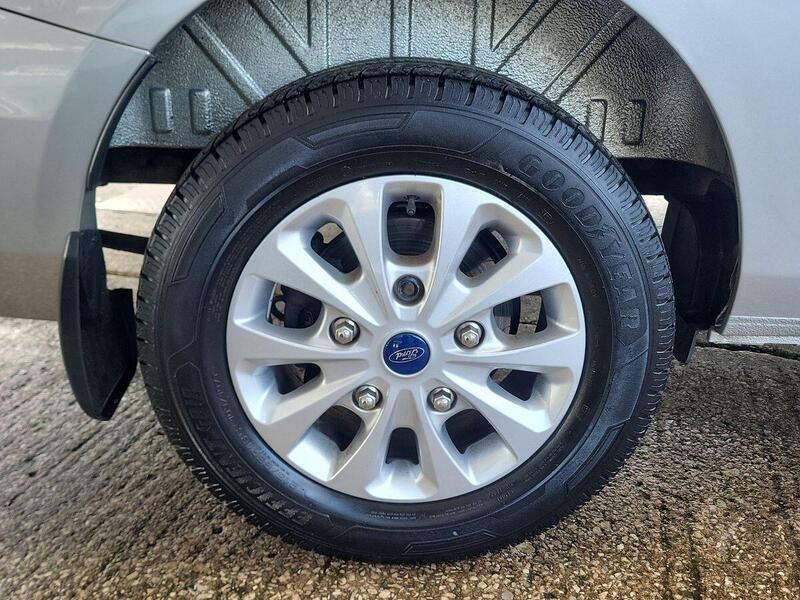 Ford Transit Custom Custom 300 L2 Fwd 2.0 Ecoblue 130Ps Low Roof Limit Black #79