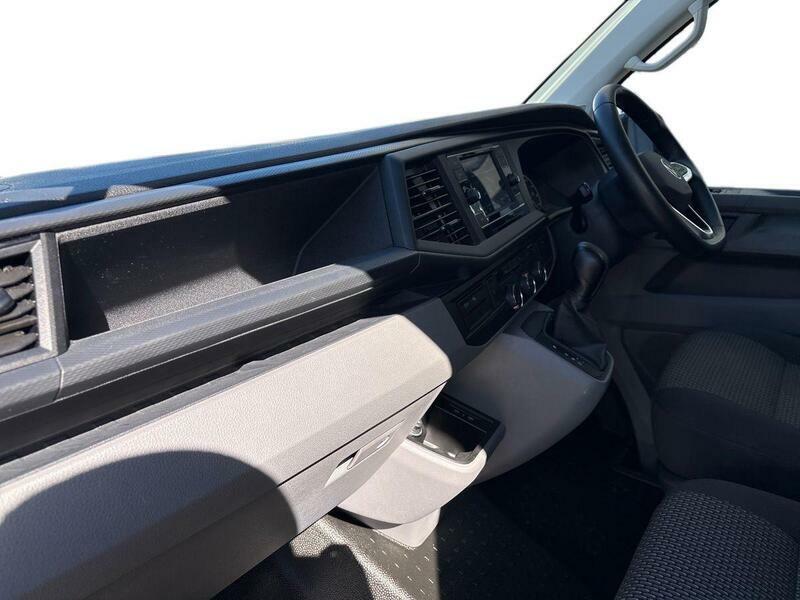 Volkswagen Transporter 2.0 Tdi 150 Highline Van Dsg Grey #10