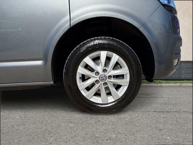 Volkswagen Transporter 2.0 Tdi 150 Highline Van Dsg Grey #9