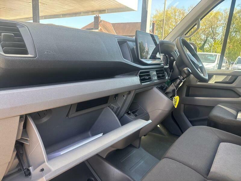 Volkswagen Crafter Crafter 2.0 Tdi 140Ps Commerce Plus High Roof Van White #19
