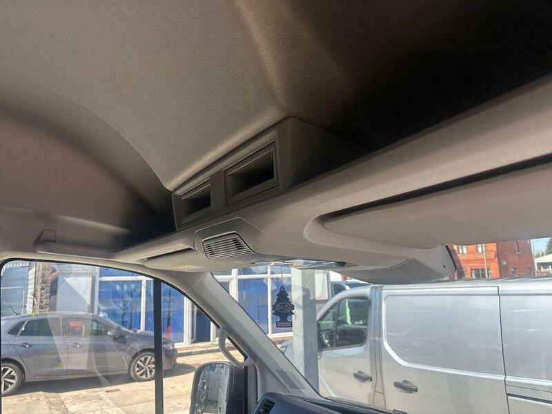 Volkswagen Crafter Crafter 2.0 Tdi 140Ps Commerce Plus High Roof Van White #46