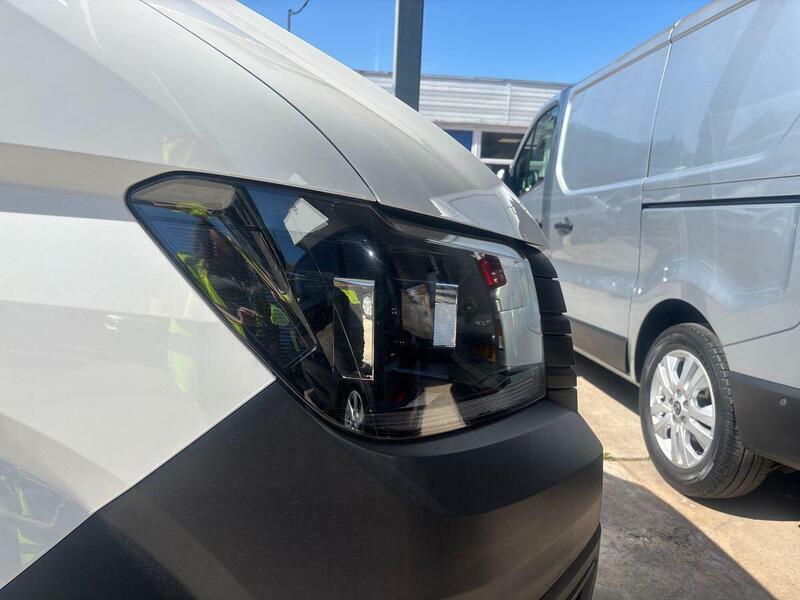 Volkswagen Crafter Crafter 2.0 Tdi 140Ps Commerce Plus High Roof Van White #32