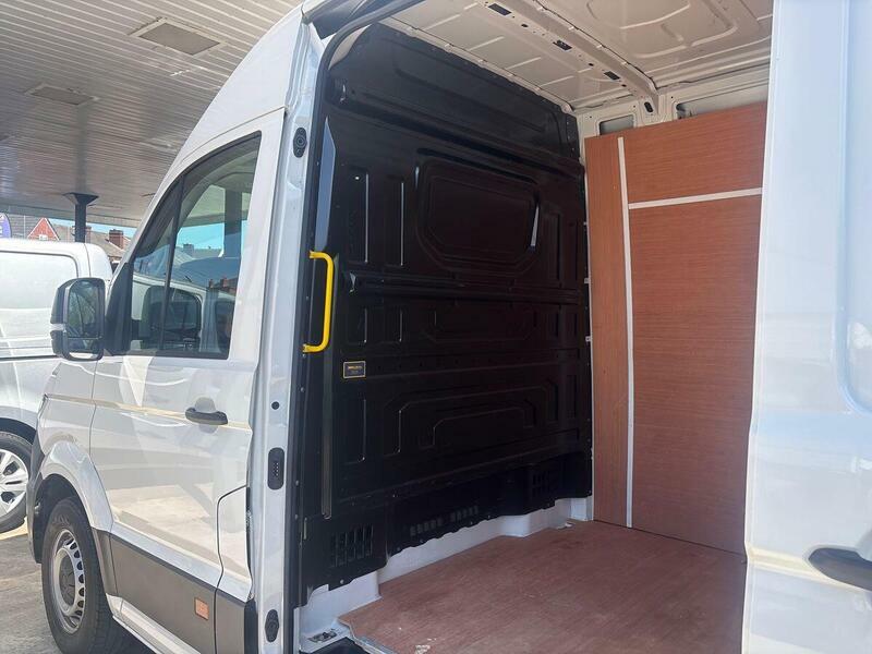 Volkswagen Crafter Crafter 2.0 Tdi 140Ps Commerce Plus High Roof Van White #23