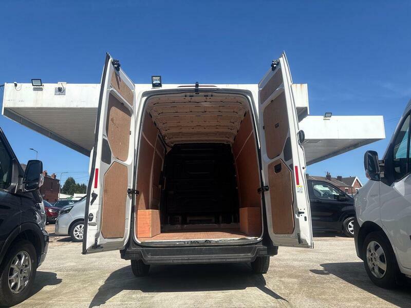 Volkswagen Crafter Crafter 2.0 Tdi 140Ps Commerce Plus High Roof Van White #56