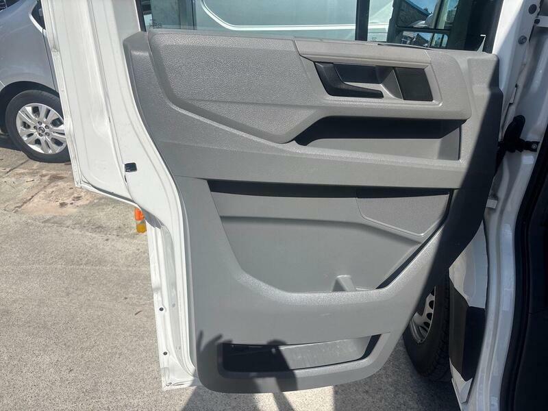 Volkswagen Crafter Crafter 2.0 Tdi 140Ps Commerce Plus High Roof Van White #22