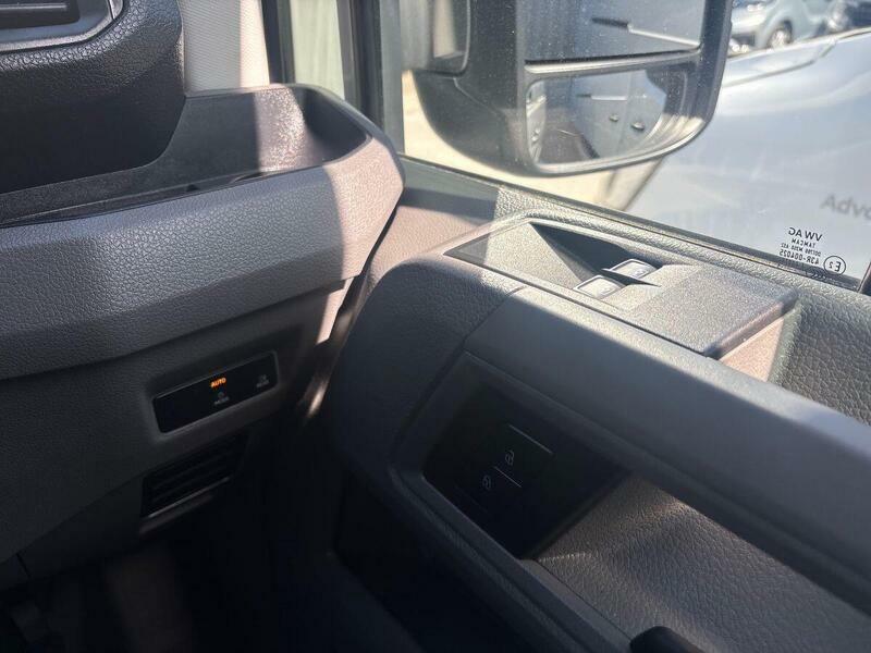Volkswagen Crafter Crafter 2.0 Tdi 140Ps Commerce Plus High Roof Van White #65