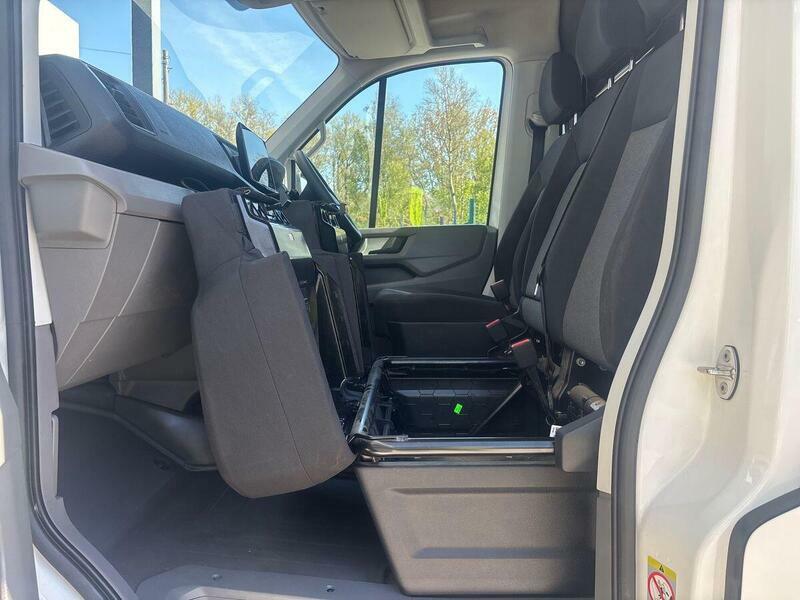 Volkswagen Crafter Crafter 2.0 Tdi 140Ps Commerce Plus High Roof Van White #17