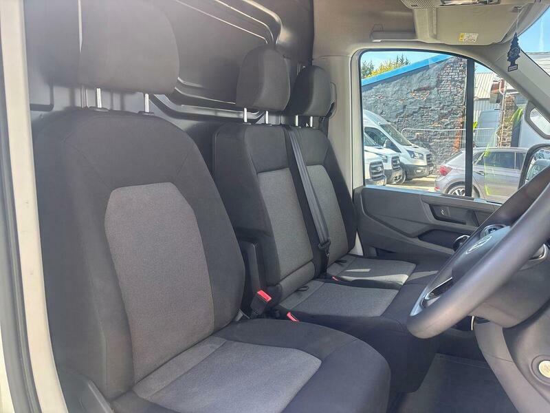 Volkswagen Crafter Crafter 2.0 Tdi 140Ps Commerce Plus High Roof Van White #42