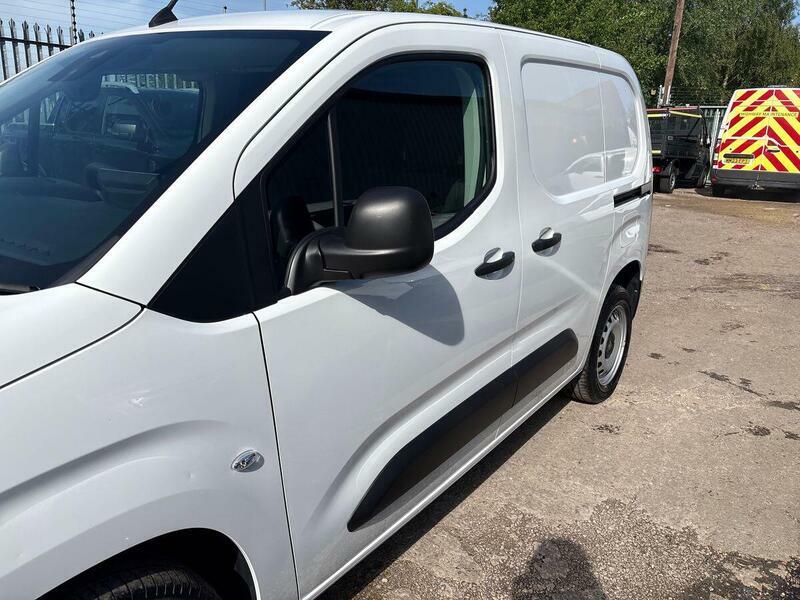 Citroen Berlingo 1.5Bhdi 130Hp Driver Black #17