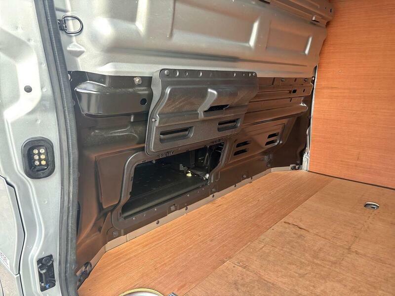 Renault Trafic Ll30 Blue Dci 170 Extra Sportsafety Crew Van Edc Black #41