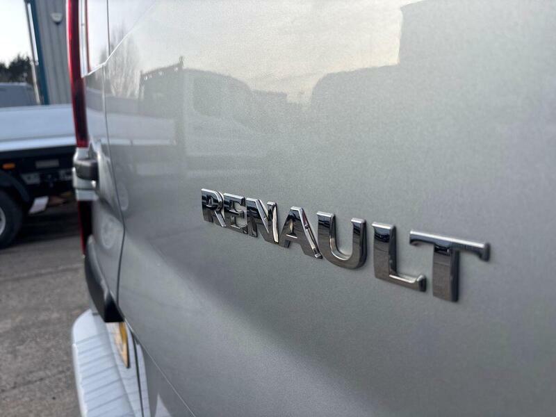 Renault Trafic Ll30 Blue Dci 170 Extra Sportsafety Crew Van Edc Black #26
