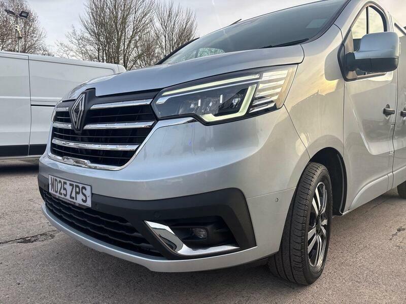 Renault Trafic Ll30 Blue Dci 170 Extra Sportsafety Crew Van Edc Black #13