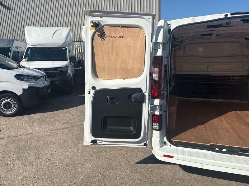 Renault Trafic All New Trafic Van Business Lh30 2.0 Dci 150 Stop Grey #17