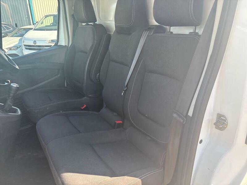 Renault Trafic All New Trafic Van Business Lh30 2.0 Dci 150 Stop Grey #26