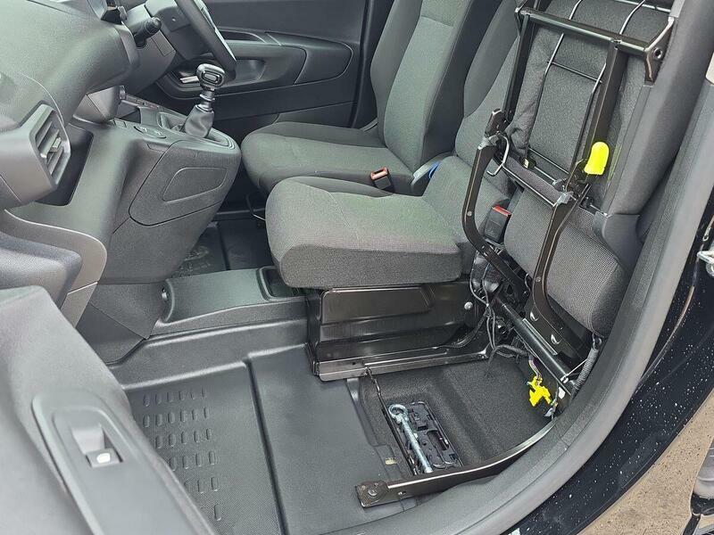 Citroen Berlingo 1.5 Bluehdi 100 Plus XL 7 Seatwav White #21