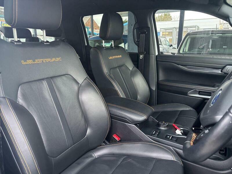 Ford Ranger Wildtrak 2.0 205Ps - No Vat Red #54