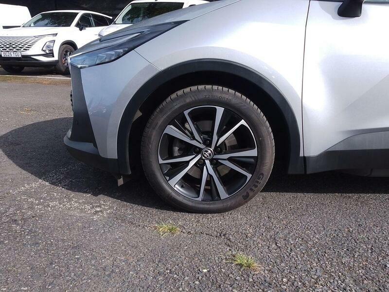 Toyota C-Hr 1.8 Vvt-h Excel Cvt Euro 6 Ss Purple #23