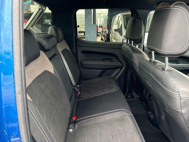 Volkswagen Amarok 3.0Tdi V6 240Ps Style 4Motion Pick-up Blue #41