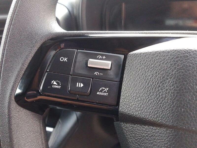 Citroen Berlingo 1.5 Bluehdi 130 Plus XL Eat8 7 Seatwav Blue #22