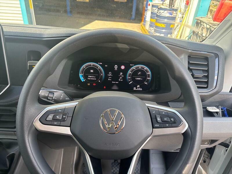 Volkswagen Crafter Volkswagen Crafter Cr35 Mwb Fwd 2.0 Tdi 140 Silver #27
