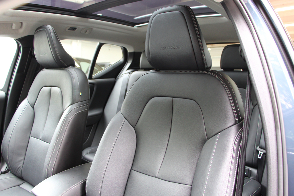 Volvo XC40 T3 Inscription Pro 156 Lovely Car, Finance Wa  #4