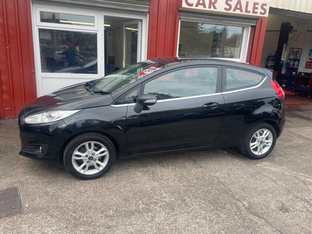 Ford Fiesta Zetec Black #2