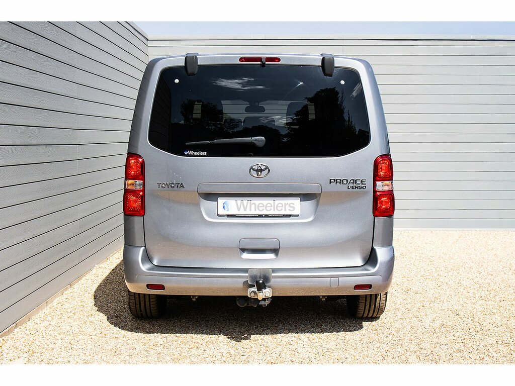 Toyota Proace Verso 1.5D Shuttle Medium Mpv Mwb Euro 6 Ss 9 Se White #8