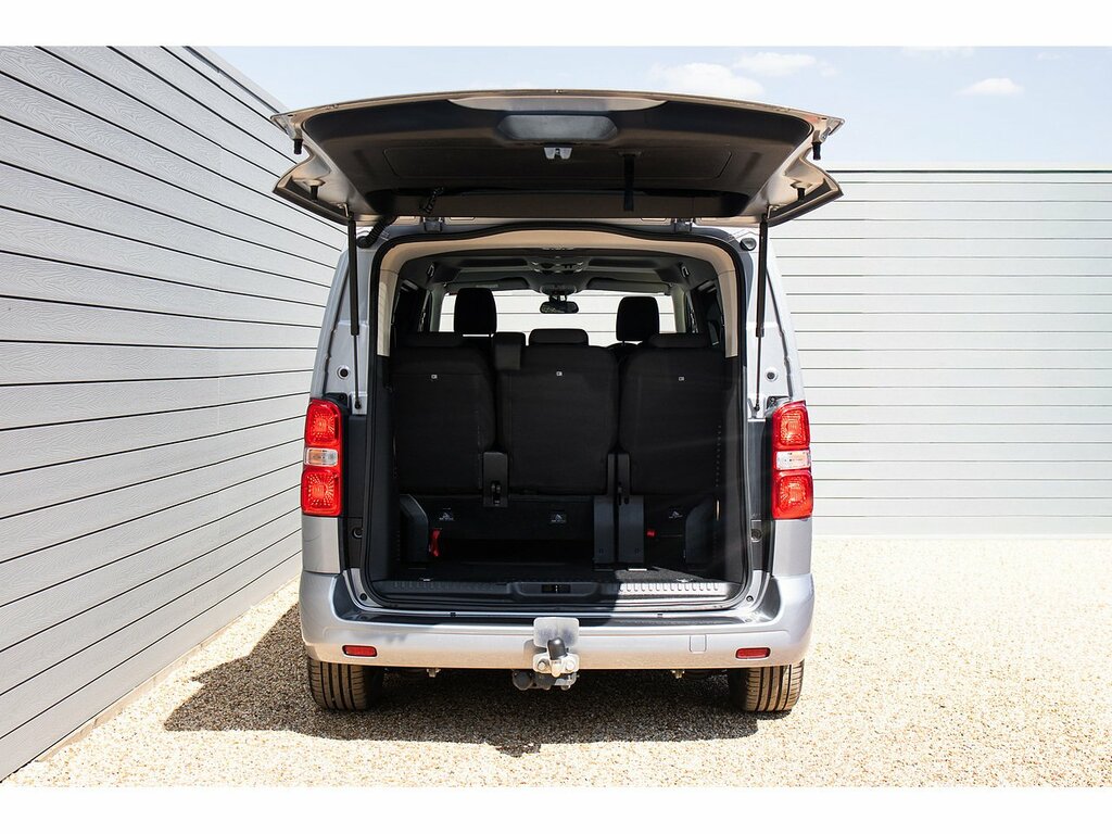 Toyota Proace Verso 1.5D Shuttle Medium Mpv Mwb Euro 6 Ss 9 Se White #9
