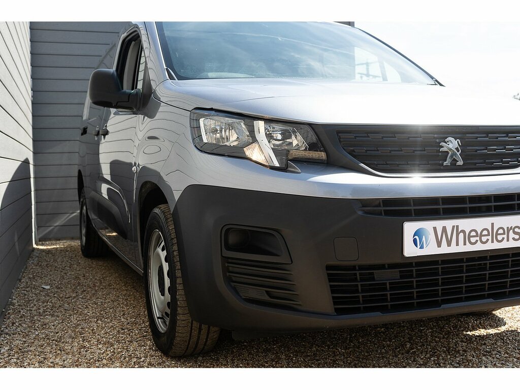 Peugeot Partner 1.5 Bluehdi 950 Asphalt Long Panel Van 6Dr White #28