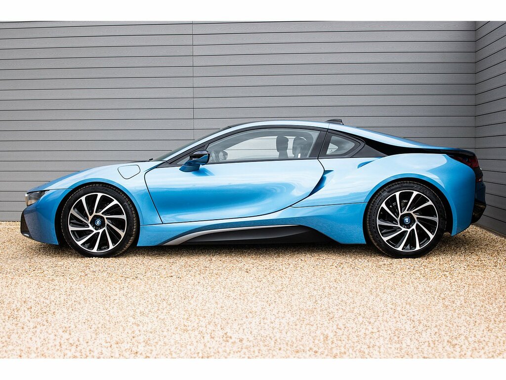 BMW i8 Coupe Blue #5