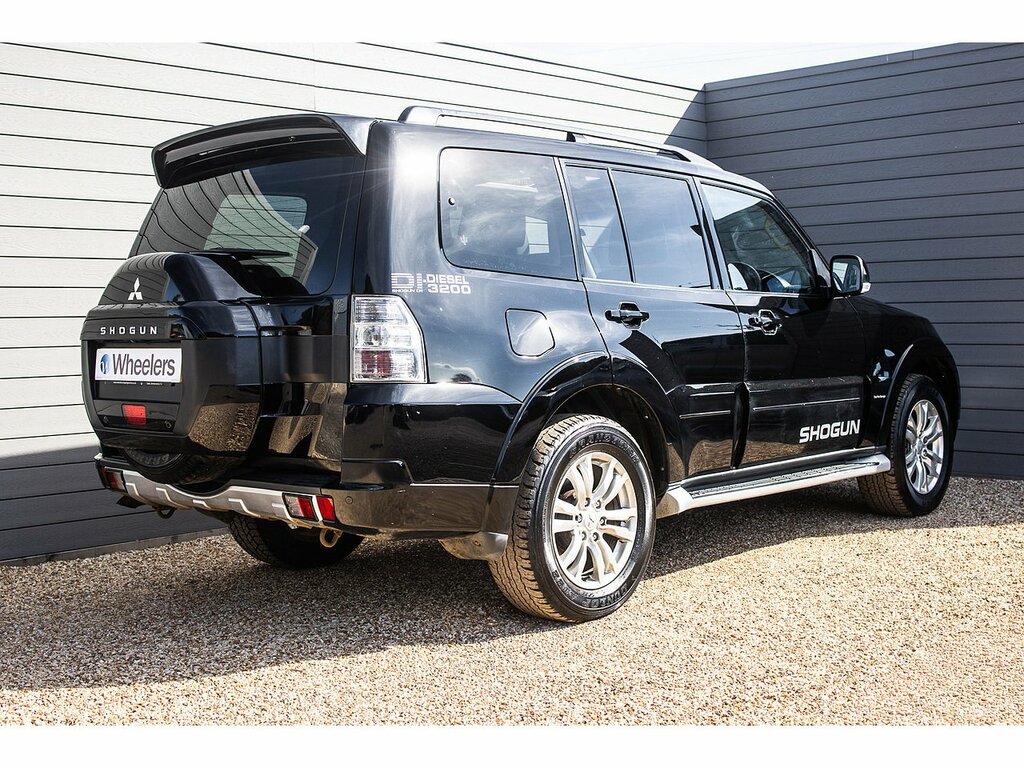 Mitsubishi Shogun Di-dc Sg3 Black #3