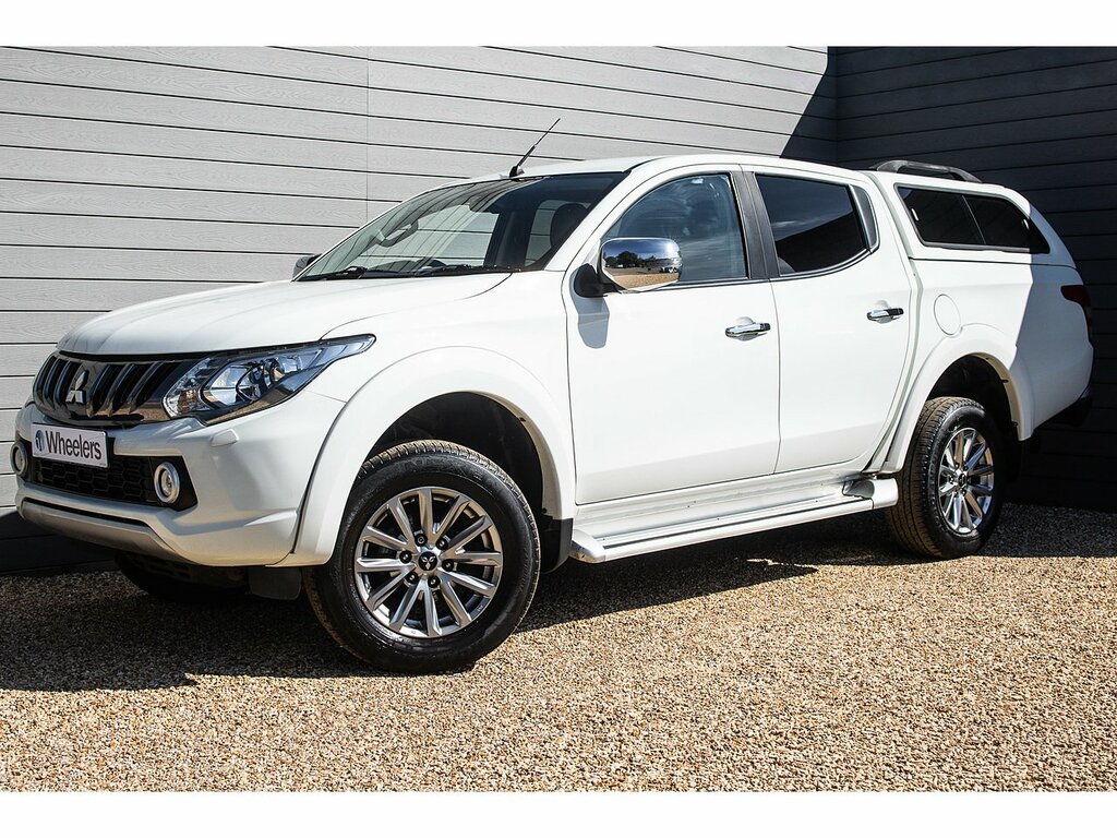 Mitsubishi L200 Di-d Dc Warrior White