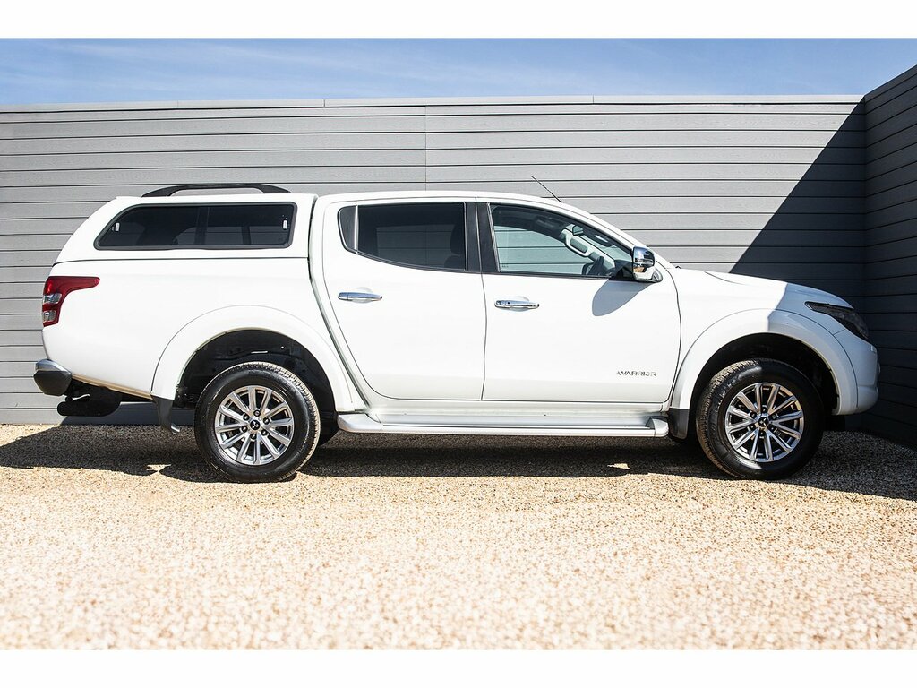 Mitsubishi L200 Di-d Dc Warrior White #6