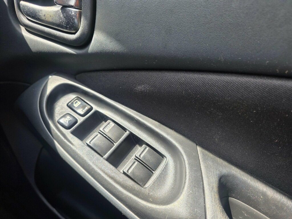 Nissan Almera 1.5 Se Hatchback 160 G Km 89 Bh Silver #16