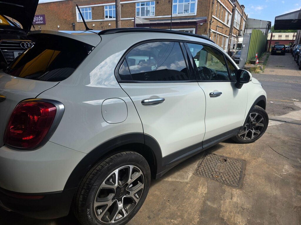 Fiat 500X 1.6 Multijetii Cross Euro 6 Ss White #2