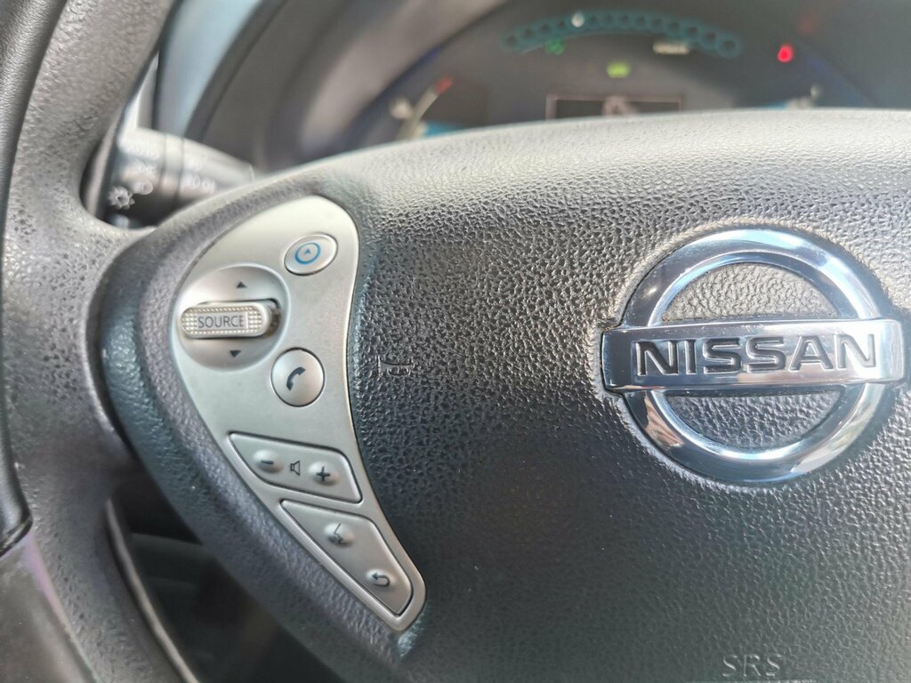 Nissan Leaf 24Kw Tekna With 3.3Kw Charger Red #15
