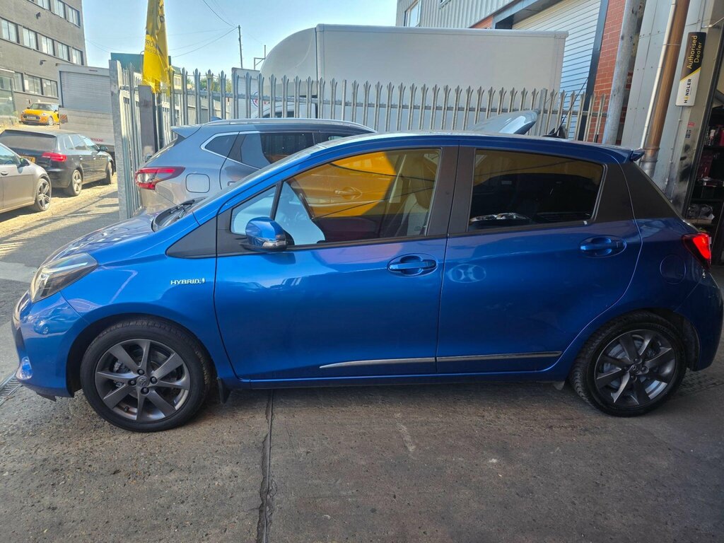 Toyota Yaris 1.5 Vvt-h Sport E-cvt Euro 6 Blue #4