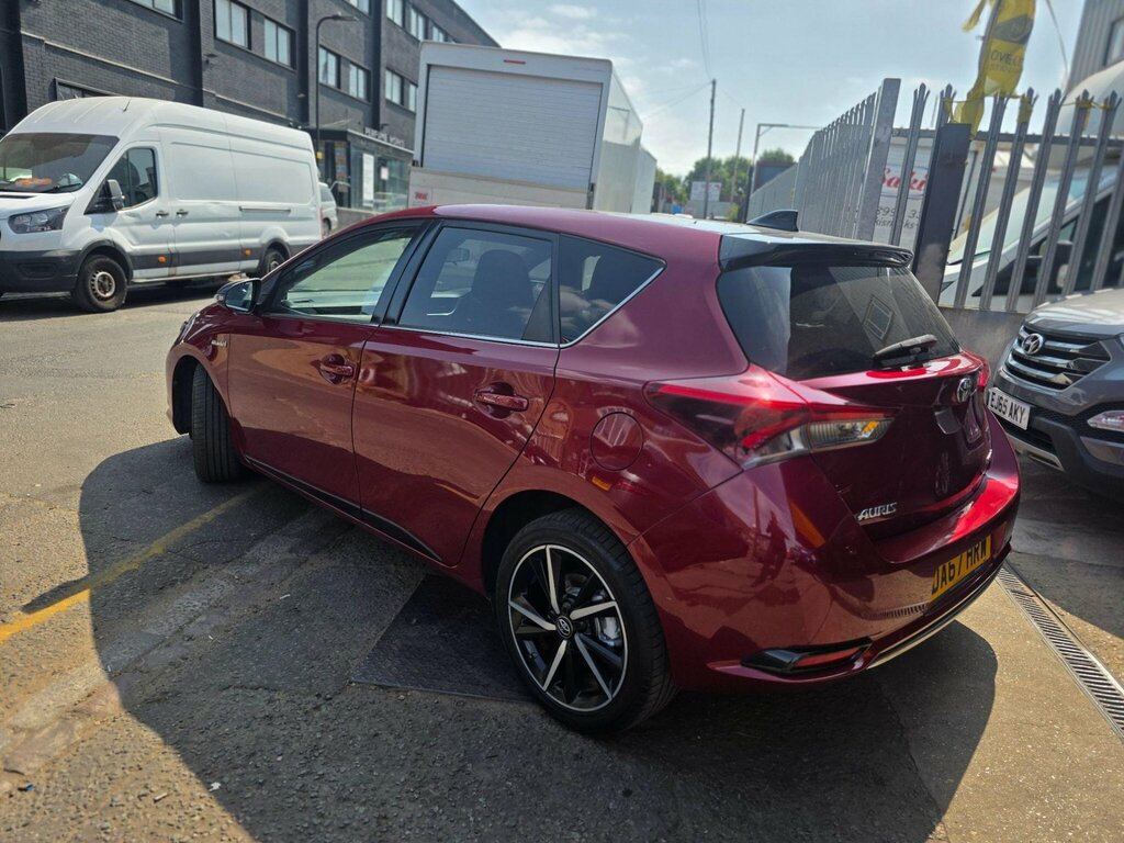 Toyota Auris 1.8 Vvt-h Gb25 Cvt Euro 6 Ss Safety Sense Red #2