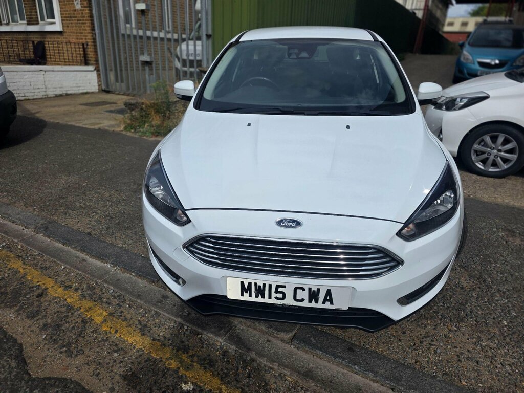 Ford Focus 1.6 Titanium Powershift Euro 6 White #4