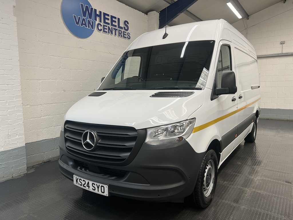 Mercedes-Benz Sprinter 2.0 315 Cdi Progressive Panel Van Manua White