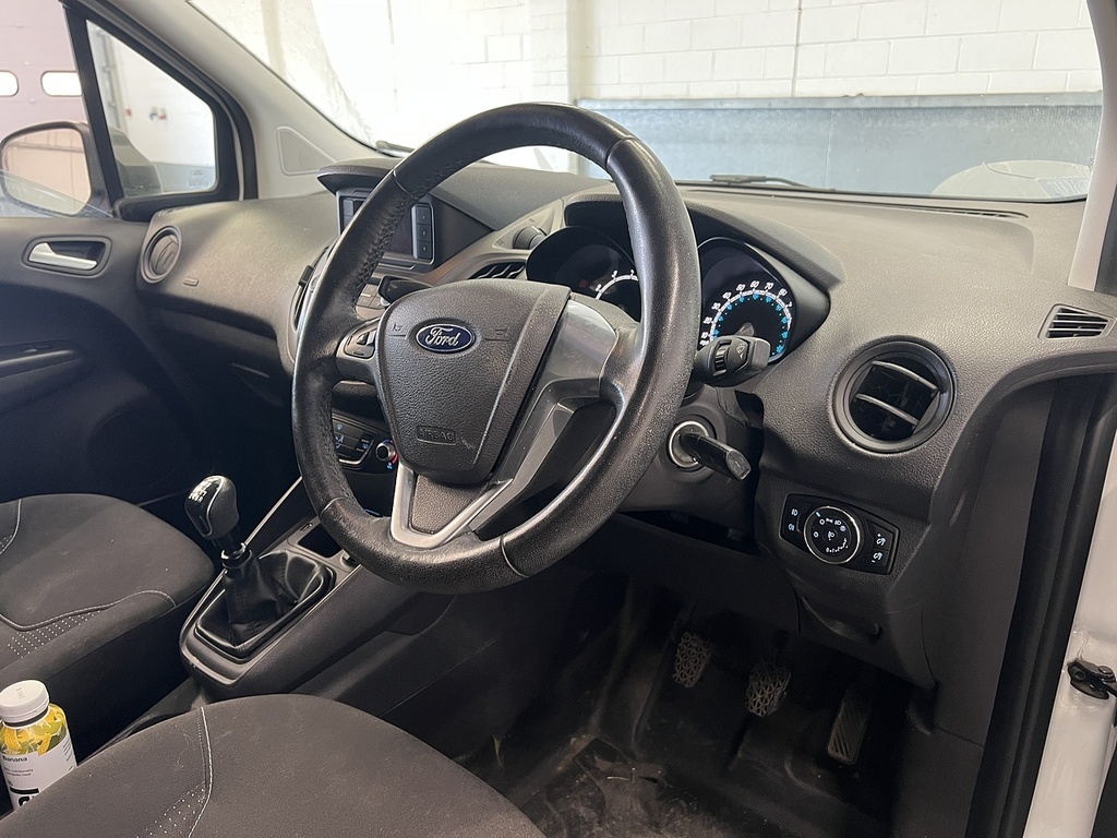 Ford Transit Courier 1.0 Ecoboost Trend Panel Van L1 White #5