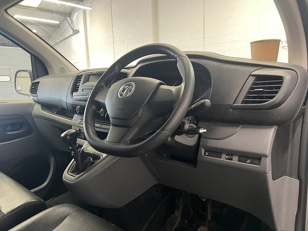 Vauxhall Vivaro 1.5 Turbo D 2900 Edition Panel Van Manu Grey #5