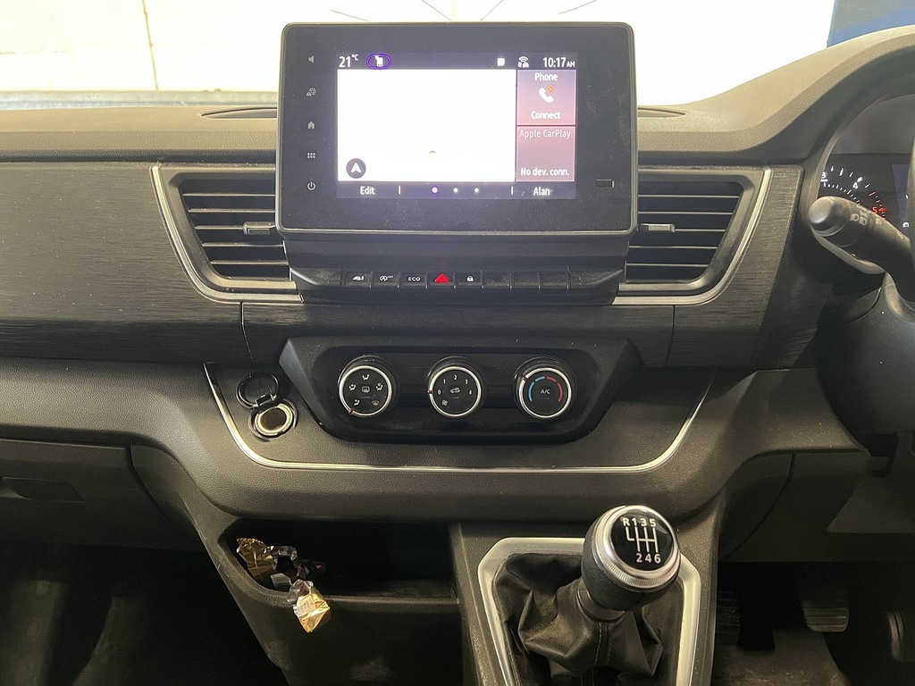 Renault Trafic Sl28 Swb Business 2.0Dci 150Ps White #7