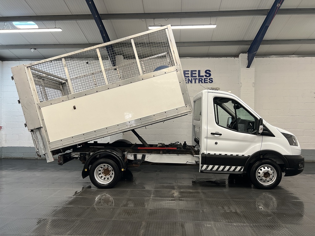 Ford Transit Custom 2.0 350 Ecoblue Hd Leader Chassis Cab M White #3