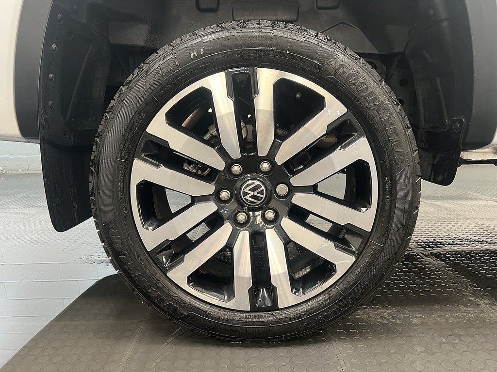 Volkswagen Amarok Style Blue #41