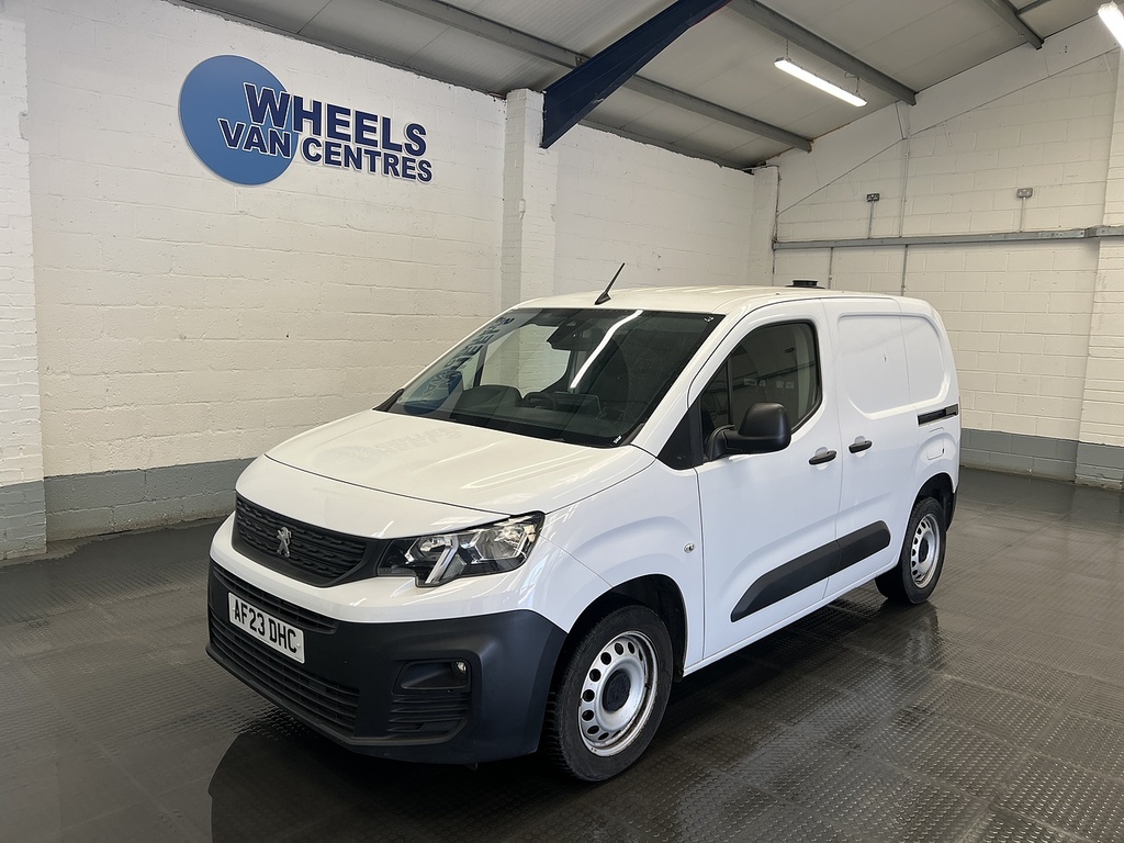 Peugeot Partner 1.5 Bluehdi 1000 Professional Premium Standard P White