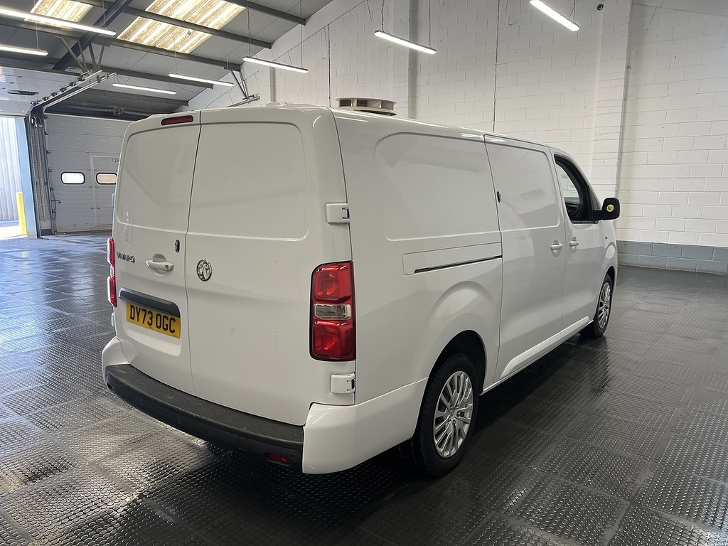Vauxhall Vivaro 1.5 Turbo D 2900 Pro Panel Van 6Dr L White #3
