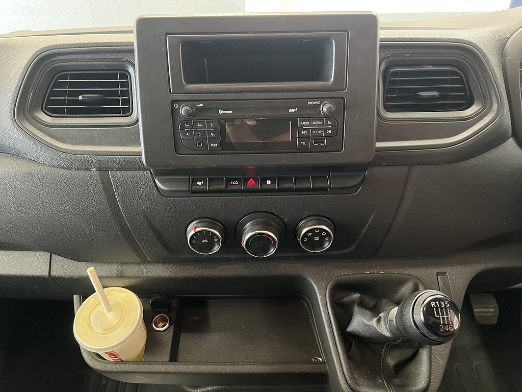 Renault Master 2.3 Dci 35 Start Panel Van Fwd L White #6