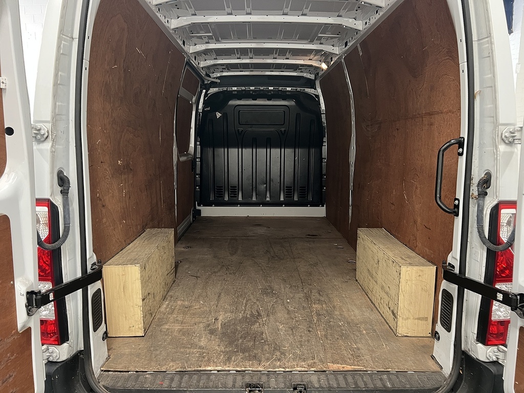 Renault Master 2.3 Dci 35 Start Panel Van Fwd L White #3